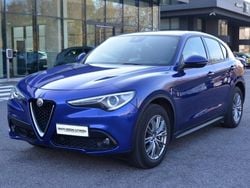 Blu Usata 2022 Alfa Romeo Stelvio Business SUV | 28.900 € (Buon prezzo)