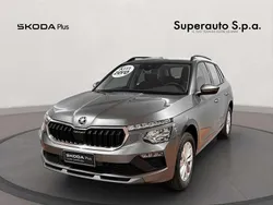 Grigio scuro Usata 2024 Skoda Kamiq Selection SUV | 23.900 € (Buon prezzo)