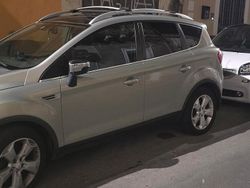 Grigio Usata 2009 Ford Kuga SUV | 7000 € (Cara)