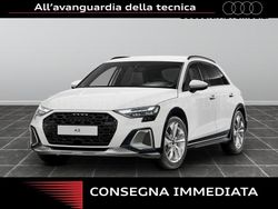 Bianco Nuova 2025 Audi A3 Advanced Tre volumi | 37.123 € (Super prezzo)