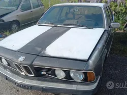 Usata 1980 BMW 728 Tre volumi | 500 €