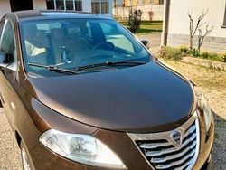 Marrone Usata 2013 Lancia Ypsilon Gold Due volumi | 6000 € (Buon prezzo)