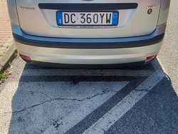 Usata 2006 Ford Focus Tre volumi | 1000 € (Ottimo prezzo)