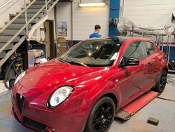 Rosso Usata 2010 Alfa Romeo MiTo Due volumi | 6000 € (Buon prezzo)