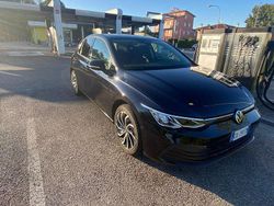 Usata 2020 VW Golf VIII Life Tre volumi | 16.000 € (Buon prezzo)