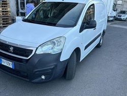 Bianco Usata 2017 Peugeot Partner Monovolume | 8700 € (Ottimo prezzo)