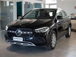 Nero / black Usata 2022 Mercedes GLA200 Executive SUV | 33.200 € (Super prezzo)
