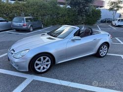 Argento Usata 2004 Mercedes SLK200 Cabrio | 13.500 € (Buon prezzo)