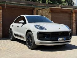 Bianco Usata 2022 Porsche Macan SUV | 81.990 € (Buon prezzo)
