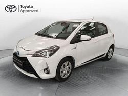 Bianco Usata 2016 Toyota Yaris Hybrid Active Tre volumi | 10.500 € (Buon prezzo)
