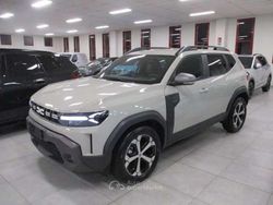 Grigio Nuova 2025 Dacia Duster Journey SUV | 27.800 € (Molto cara)