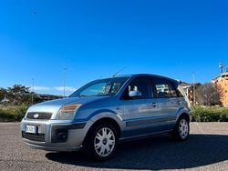 Blu Usata 2008 Ford Fusion Tre volumi | 2000 € (Buon prezzo)