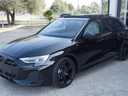 Nero Nuova 2025 Audi A3 Sportback S-Line Due volumi | 43.950 € (Cara)