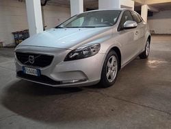 Usata 2016 Volvo V40 Tre volumi | 11.200 € (Buon prezzo)