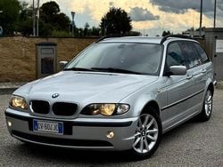 Grigio Usata 2005 BMW 320 Station wagon | 1500 € (Ottimo prezzo)