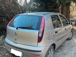 Grigio Usata 2006 Fiat Punto Tre volumi | 1650 €