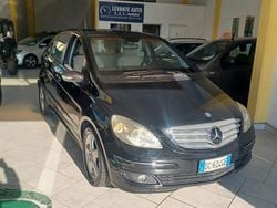 Nero Usata 2006 Mercedes B180 Monovolume | 3990 € (Buon prezzo)