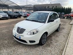 Bianco Usata 2011 Lancia Ypsilon Due volumi | 3790 € (Ottimo prezzo)