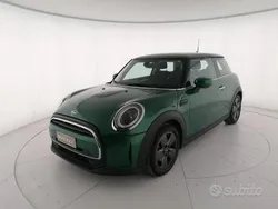 British racing green iv Usata 2021 Mini Cooper Due volumi | 19.500 € (Ottimo prezzo)