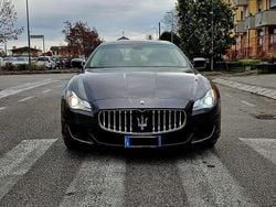Grigio Usata 2015 Maserati Quattroporte Tre volumi | 25.000 € (Buon prezzo)