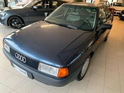Grigio Usata 1987 Audi 80 Tre volumi | 2300 €