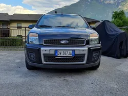 Usata 2009 Ford Fusion Tre volumi | 2990 € (Buon prezzo)