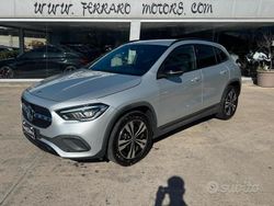 Grigio Usata 2020 Mercedes GLA200 SUV | 23.999 € (Buon prezzo)