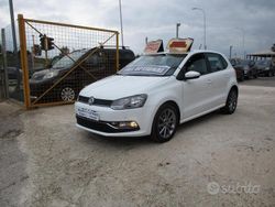 Bianco Usata 2017 VW Polo Highline Tre volumi | 10.500 € (Buon prezzo)