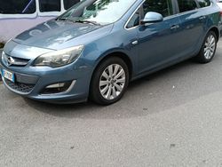 Usata 2012 Opel Astra Sport Station wagon | 4400 € (Buon prezzo)