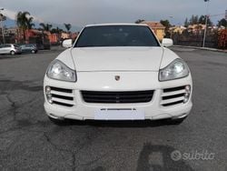 Bianco Usata 2009 Porsche Cayenne SUV | 14.000 € (Buon prezzo)