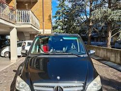 Nero Usata 2012 Mercedes Viano Monovolume | 11.000 €