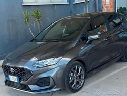 Grigio Usata 2024 Ford Fiesta ST-Line Tre volumi | 17.000 € (Buon prezzo)