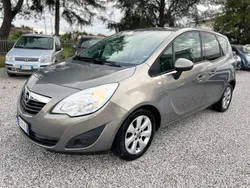 Grigio Usata 2010 Opel Meriva Monovolume | 2600 € (Ottimo prezzo)