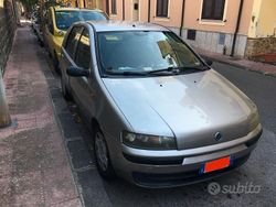 Grigio Usata 2002 Fiat Punto Due volumi | 1500 € (Buon prezzo)
