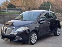 Nero Usata 2011 Lancia Ypsilon S Due volumi | 6800 € (Buon prezzo)
