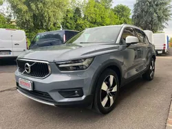 Grigio Usata 2020 Volvo XC40 Business Edition SUV | 22.300 € (Buon prezzo)