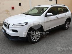 Bianco Usata 2018 Jeep Cherokee Longitude SUV | 16.500 € (Buon prezzo)