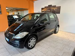 Nero Usata 2012 Mercedes A160 Edition Tre volumi | 3700 € (Buon prezzo)
