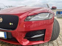 Rosso Usata 2017 Jaguar XF Sportbrake R-Sport Station wagon | 24.500 €