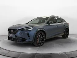 Grigio scuro / pastello Usata 2023 Cupra Formentor VZ SUV | 40.900 € (Ottimo prezzo)