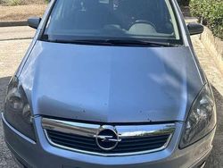 Usata 2006 Opel Zafira Cosmo Monovolume | 1000 € (Super prezzo)