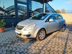 Grigio Usata 2009 Opel Corsa Enjoy Tre volumi | 3850 € (Buon prezzo)