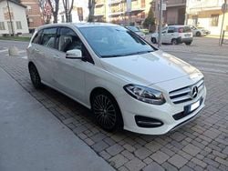 Bianco Usata 2016 Mercedes B180 Premium Monovolume | 10.950 € (Buon prezzo)