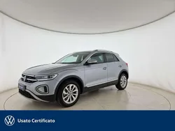 Pyrit silver metallizzato Usata 2022 VW T-Roc Style SUV | 22.200 € (Buon prezzo)