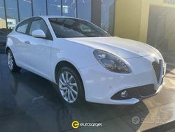 Bianco Usata 2020 Alfa Romeo Giulietta Tre volumi | 14.500 € (Buon prezzo)