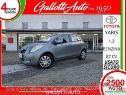 Grigio Usata 2008 Toyota Yaris Tre volumi | 4490 € (Cara)