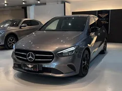 Grigio Usata 2019 Mercedes B180 Executive Monovolume | 22.900 € (Buon prezzo)