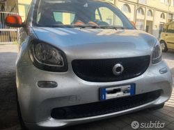 Usata 2015 Smart ForTwo Coupé Due volumi | 9000 € (Buon prezzo)
