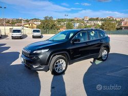 Nero Usata 2015 Jeep Cherokee SUV | 10.499 € (Ottimo prezzo)