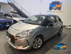 Grigio Usata 2016 DS Automobiles DS3 So Chic Tre volumi | 5490 € (Super prezzo)